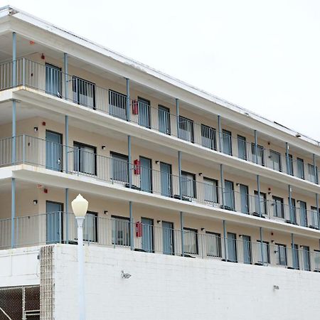 Blue Marlin Motel Virginia Beach Eksteriør billede