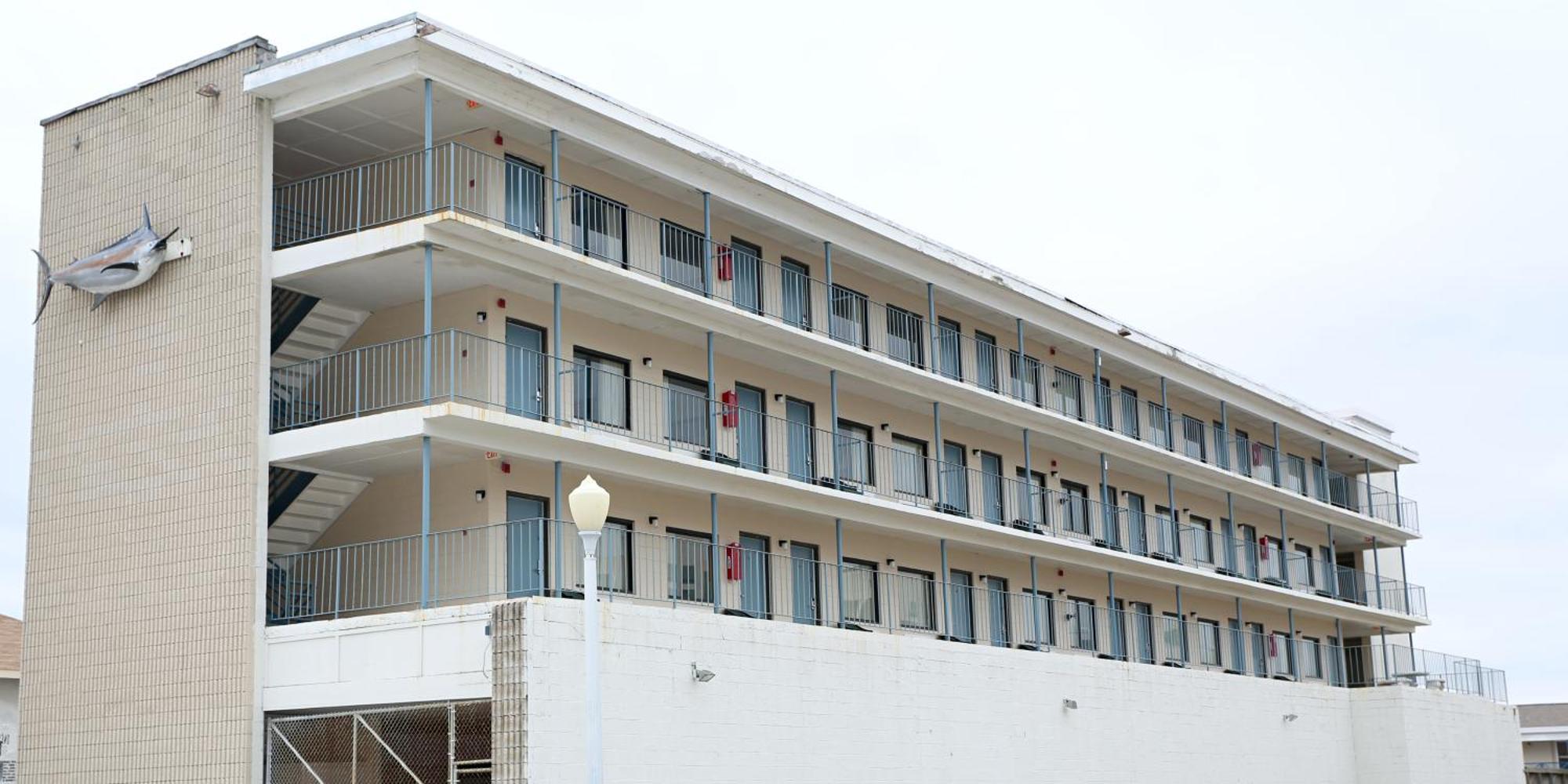 Blue Marlin Motel Virginia Beach Eksteriør billede