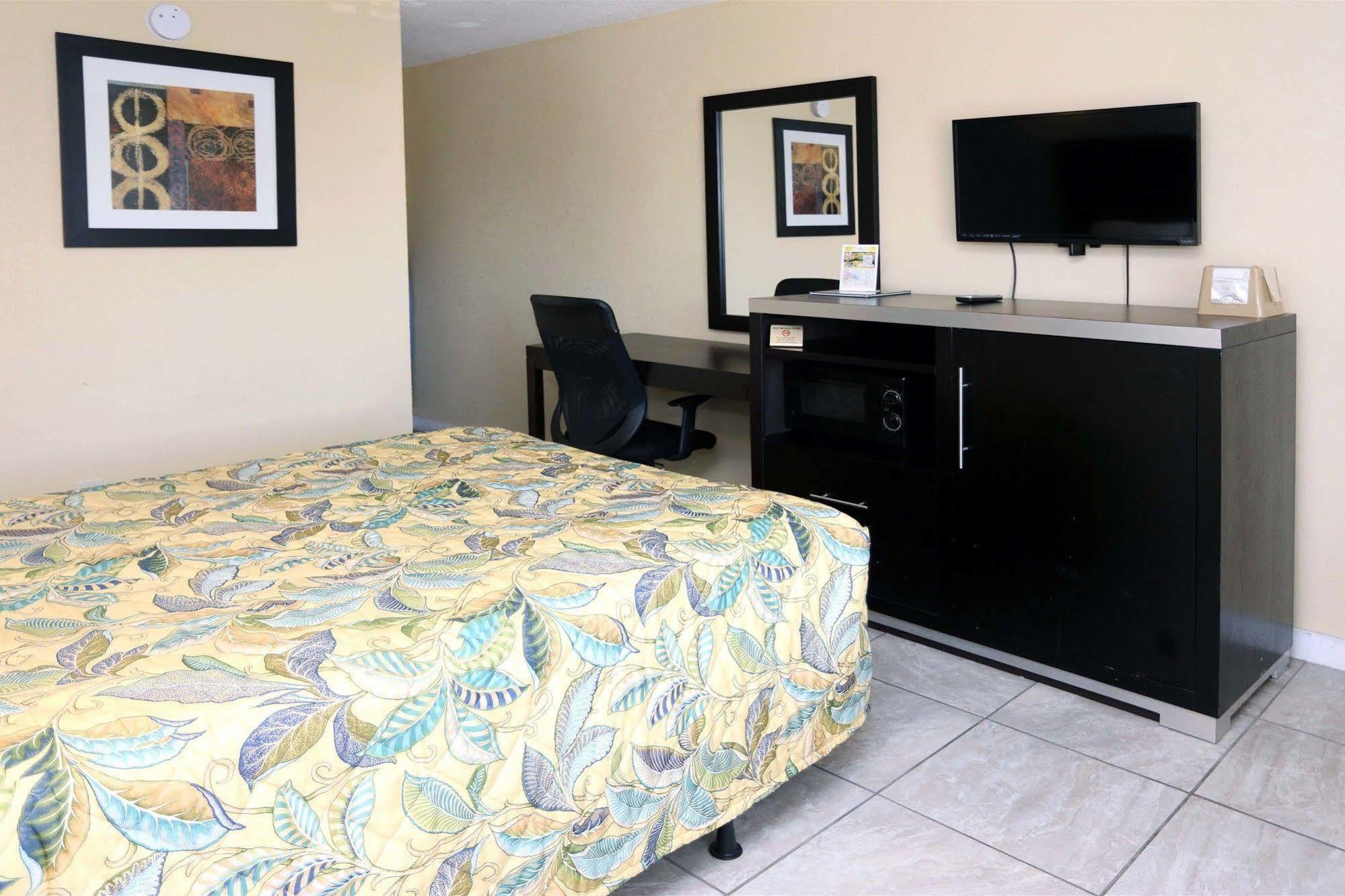 Blue Marlin Motel Virginia Beach Eksteriør billede