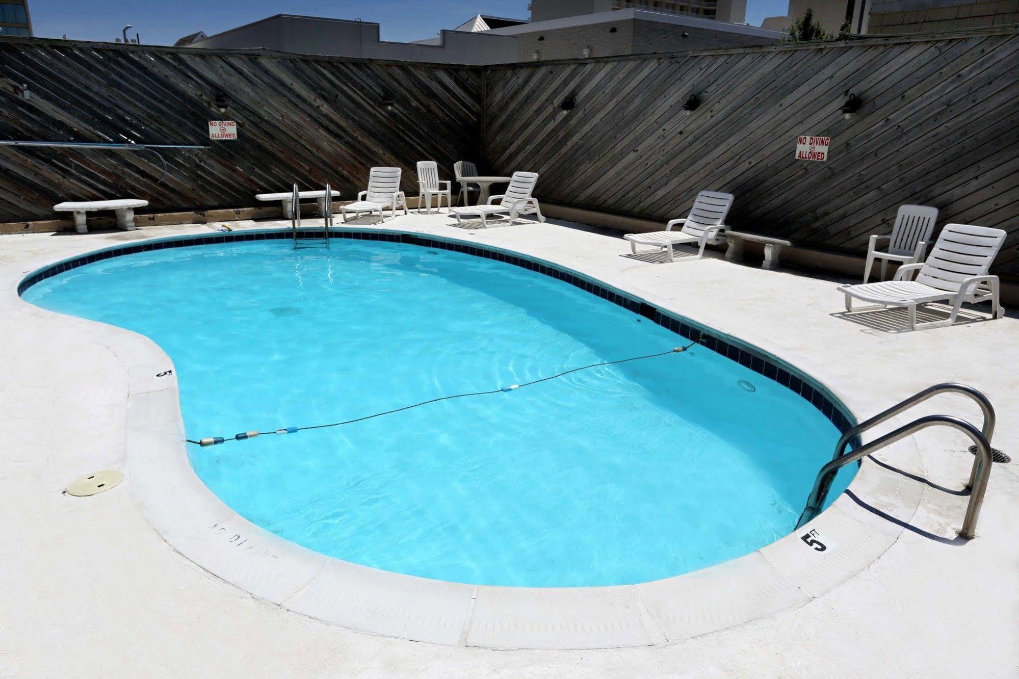 Blue Marlin Motel Virginia Beach Eksteriør billede